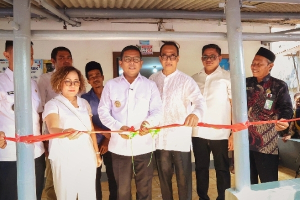Gubernur Banten Andra Soni Hadiri Program Pendistribusian Renovasi RTLH dan Instalasi Air Bersih 