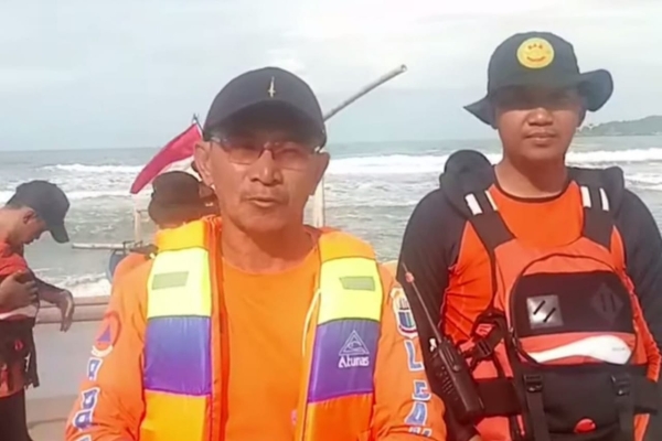 Sudah Tiga Hari Hilang, Wisatawan Pantai Sawarna Belum Ditemukan, Tim SAR Terus Melakukan Pencarian