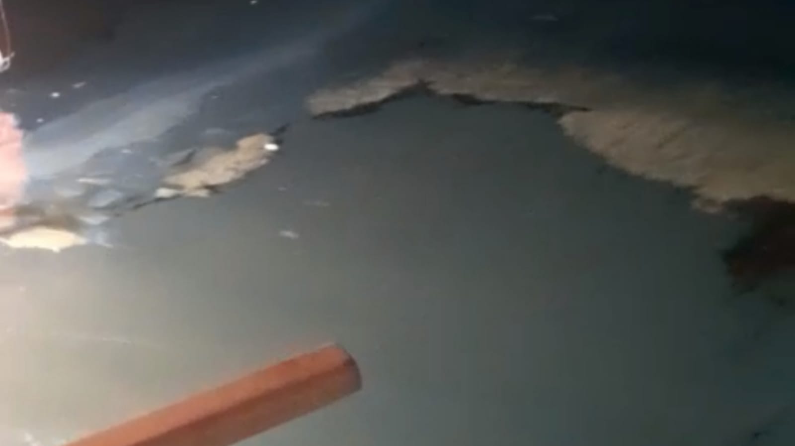 Tumpahan Solar di Perairan Laut Bayah