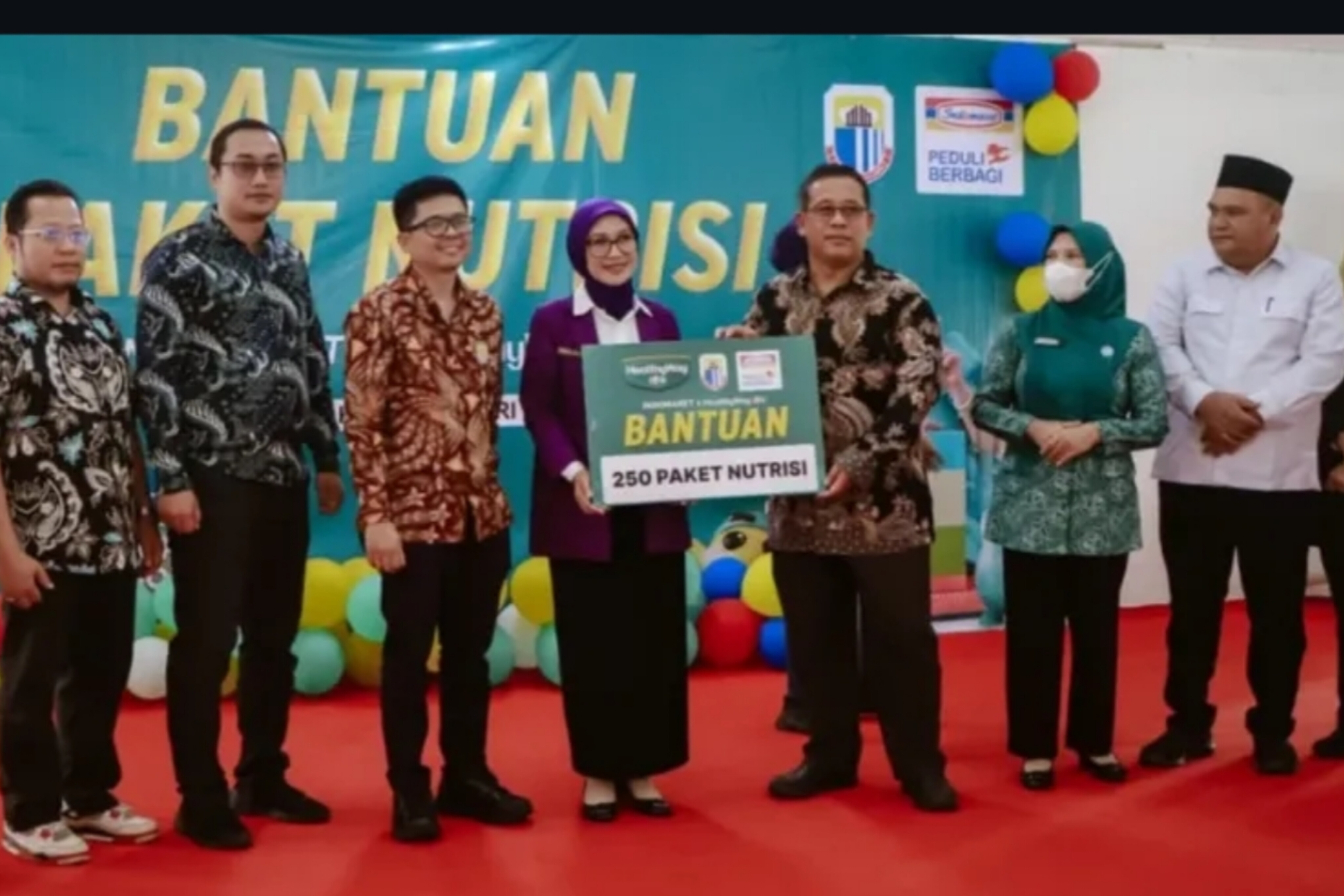 Penyerahan Bantuan Paket Nutrisi dari PT Indomaret kepada Tim Penggerak PKK Kabupaten Lebak