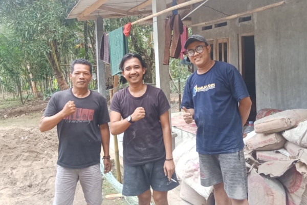 Aksi Nyata Pemuda Malingping, Volunterrs Fatih Muda Cendikia Bantu Pembangunan Sarana Ibadah