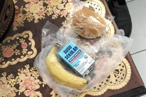 Menu MBG untuk Anak Sekolah di Desa Mekarsari Kecamatan Cibeber, Lebak, Banten 