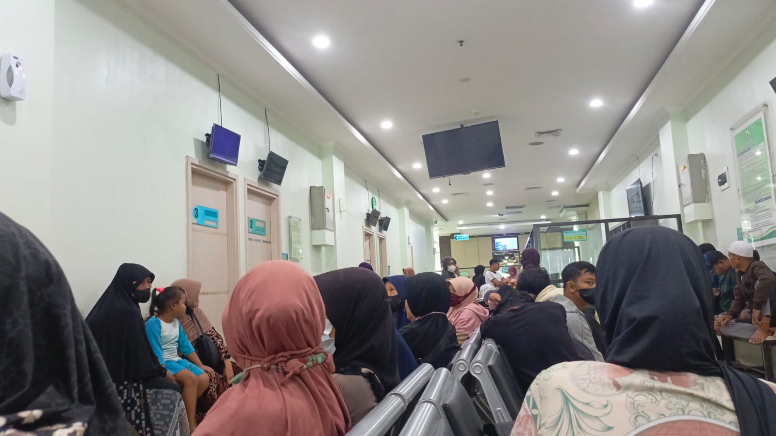 Suasana di Salah Satu Layanan Kesehatan di Kabupaten Lebak, Banten 