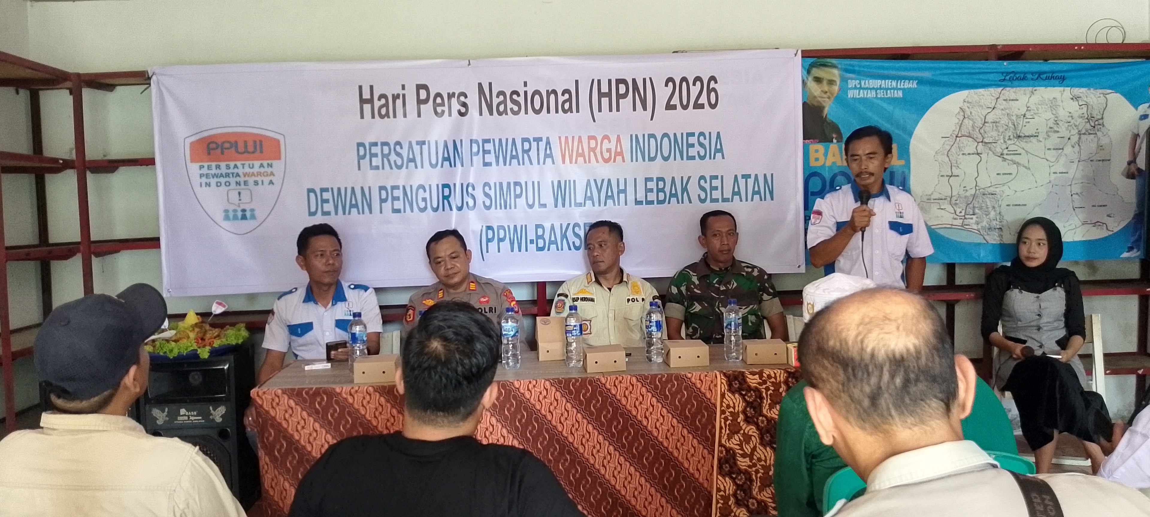 Foto Bersama PPWI Simpul Lebak Selatan saat Peringatan HPN 2026