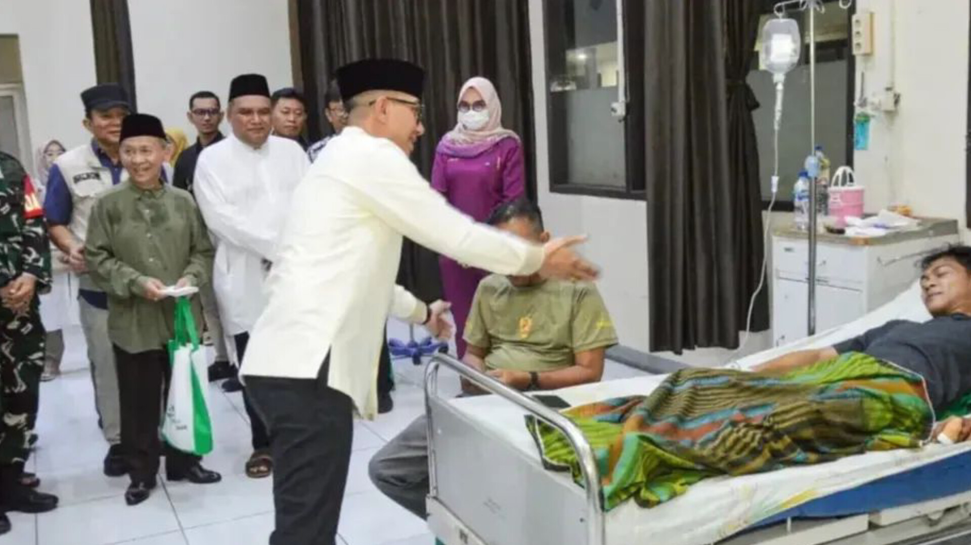 Bupati Lebak, Moch Hasby Asyidiki Jayabya