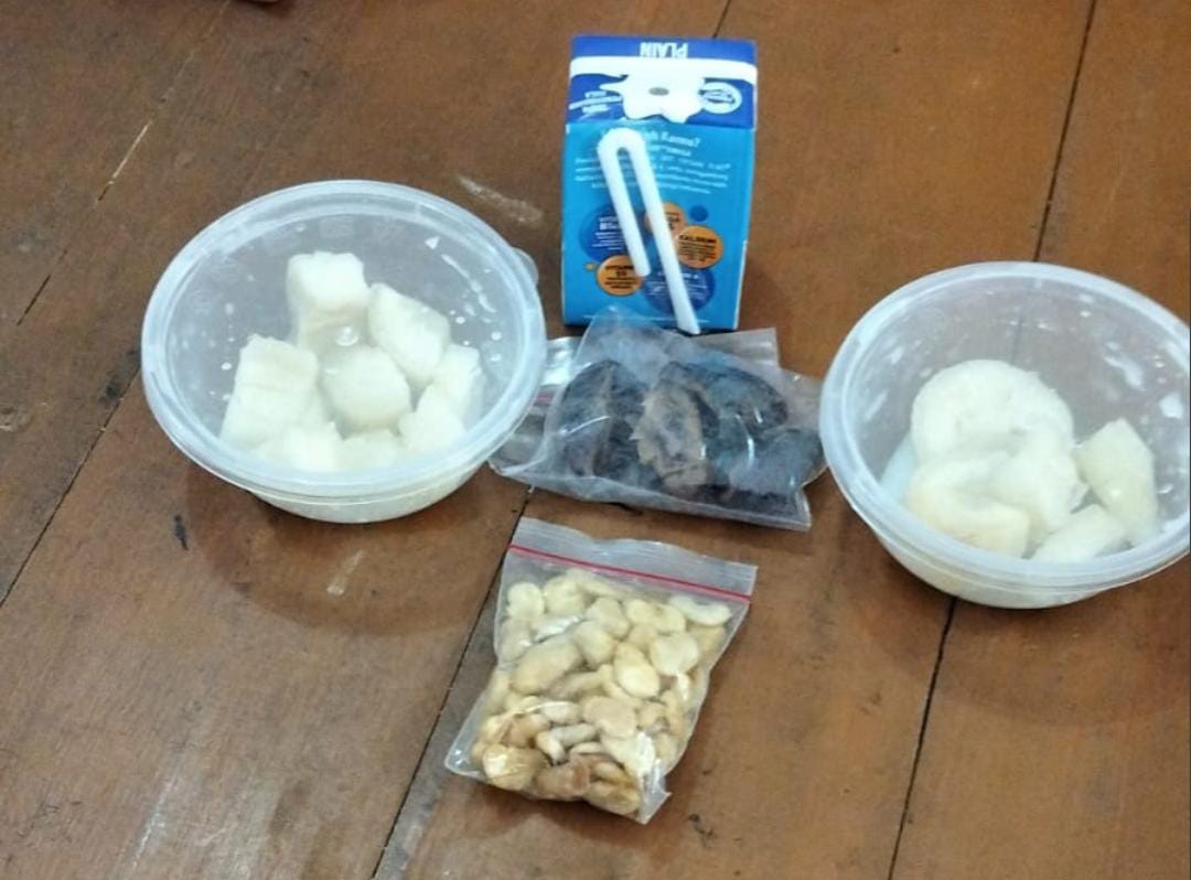 Menu MBG di Desa Mekarsari Kecamatan Cibeber. Senin, 2/3/2026.