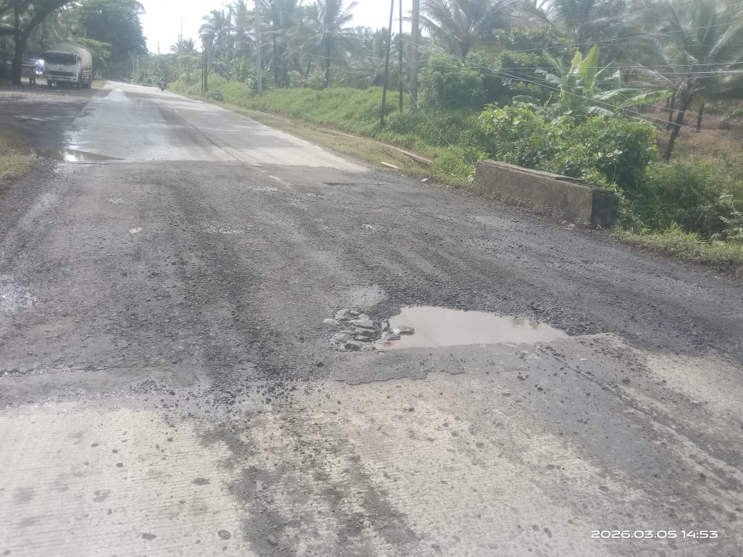 Kondisi kerusakan kembali muncul pada ruas jalan nasional Bayah–Malingping, Kabupaten Lebak, Banten, meski sebelumnya baru saja dilakukan pekerjaan tambal sulam.