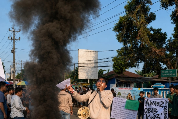 Geram Maraknya Peredaran Obat Keras, Warga Kepung Kantor Forkopimcam Malingping Desak Tindakan Tegas